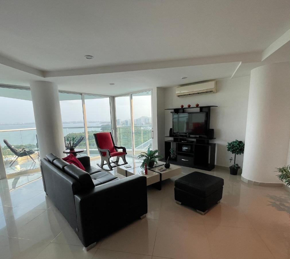 Cartagena Beach Front Apartments Exteriör bild